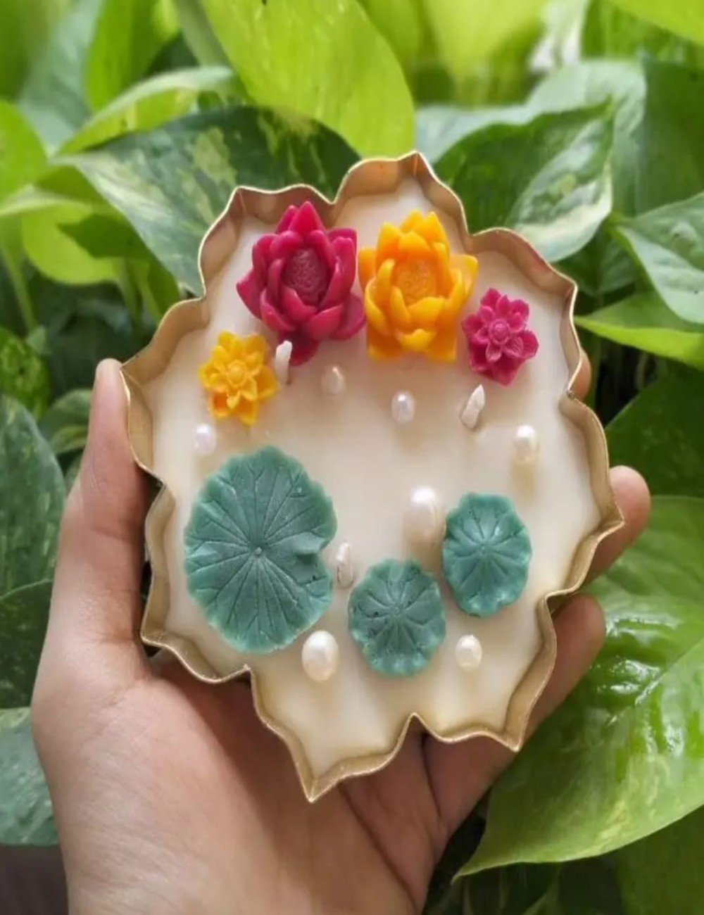 Lotus Pond Urli Candle